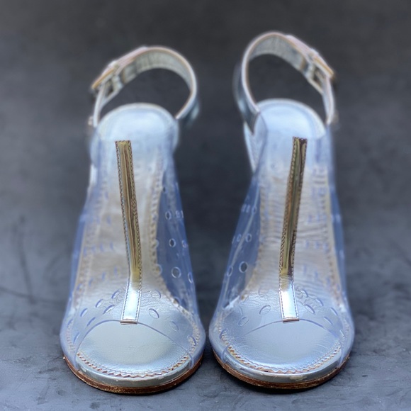 CHANEL transparent block heel sandals - Picture 2 of 9